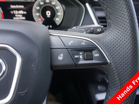 Used 2024 Audi Q5 2.0T Prestige w/ Prestige Package image 4