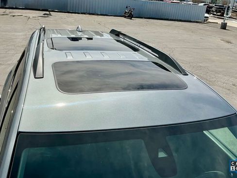 Used 2022 GMC Acadia AT4 w/ Technology Package image 12