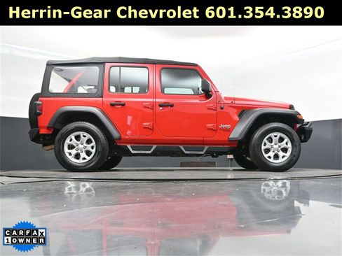Used 2018 Jeep Wrangler Unlimited Sport image 44
