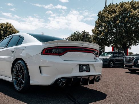 Used 2023 Dodge Charger R/T w/ Plus Group RWD image 13