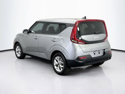 Used 2022 Kia Soul LX w/ Technology Package image 7