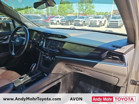 Used 2022 Cadillac XT6 Premium Luxury AWD/4WD image 39