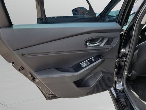 Used 2023 Honda Accord Touring image 11