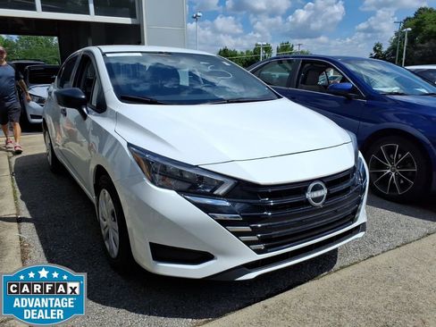 Used 2025 Nissan Versa S w/ Trunk Package FWD image 1