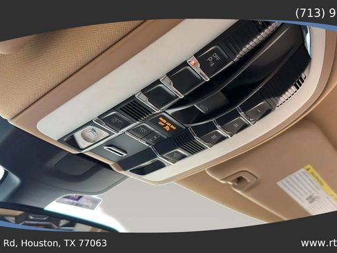 Used 2012 Porsche Panamera 4 image 46