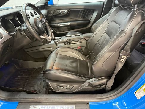 Used 2017 Ford Mustang GT Premium w/ Equipment Group 401A image 18