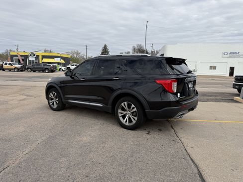 Used 2020 Ford Explorer Platinum AWD/4WD image 12