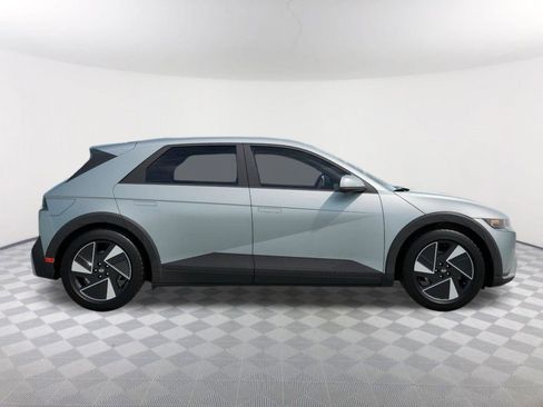 New 2026 Hyundai Ioniq 5 SEL image 7