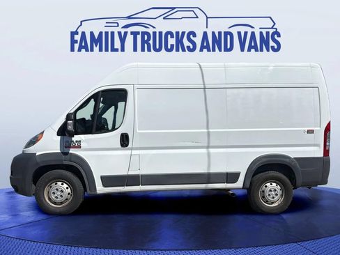 Used 2018 RAM ProMaster 1500 FWD image 2