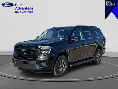 Certified 2025 Ford Expedition Active AWD/4WD image 1