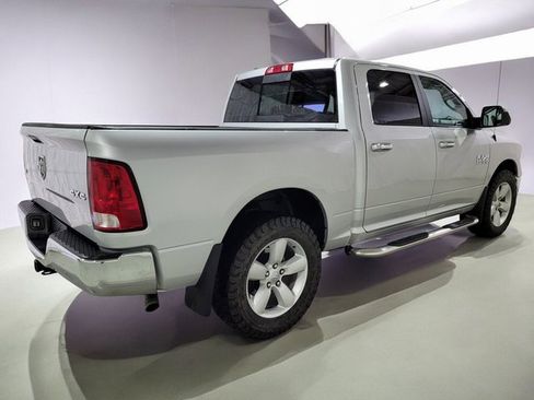 Used 2018 RAM 1500 Classic SLT image 21