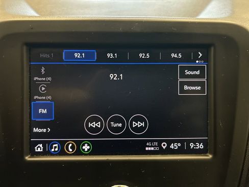 Used 2023 Chevrolet Equinox RS image 8