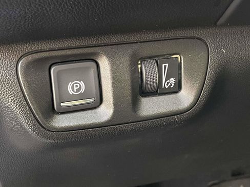 Used 2020 GMC Acadia SLT AWD/4WD image 18