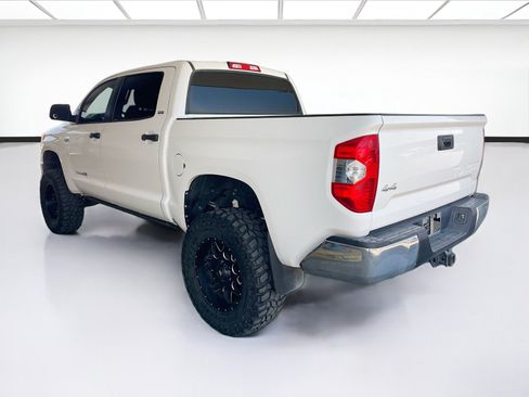 Used 2016 Toyota Tundra SR5 AWD/4WD image 6