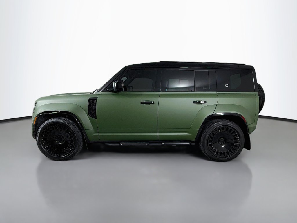 Used 2026 Land Rover Defender 110 OCTA AWD/4WD image 8