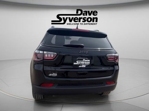 New 2026 Jeep Compass Latitude AWD/4WD image 5