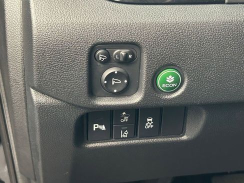 Used 2022 Honda Pilot Black Edition image 11