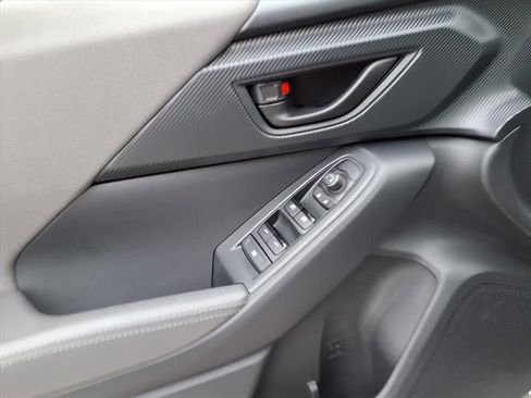 Certified 2025 Subaru Crosstrek 2.0i Premium image 10