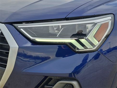 Used 2025 Audi Q3 2.0T Premium w/ Convenience Package image 36