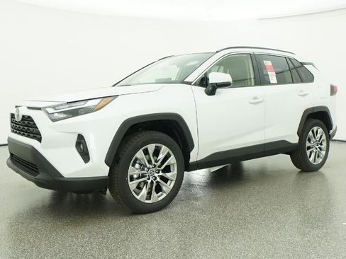 New 2025 Toyota RAV4 XLE Premium image 17