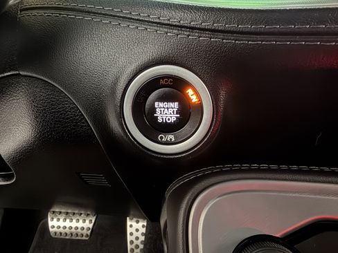 Used 2023 Dodge Challenger R/T w/ Plus Package image 36