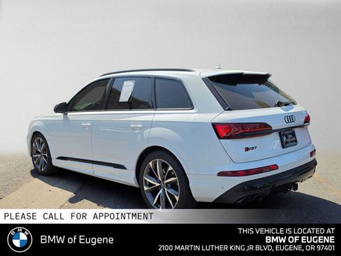 Used 2023 Audi SQ7 Prestige AWD/4WD image 5