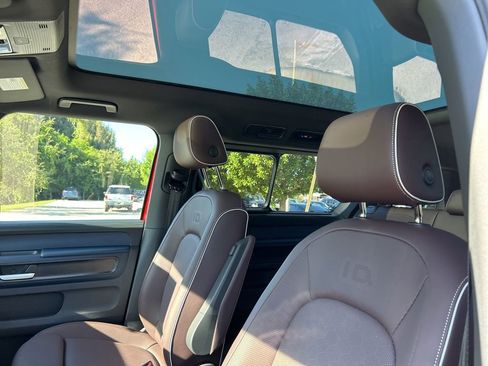 New 2025 Volkswagen ID. Buzz Pro S Plus image 15