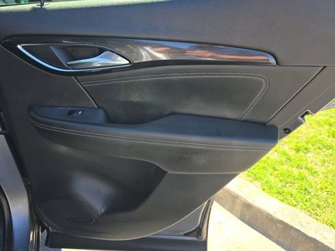 Used 2021 Buick Envision Essence w/ Sport Touring Package image 15