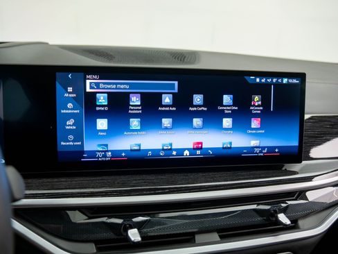 Certified 2025 BMW X5 xDrive50e w/ M Sport Package image 27