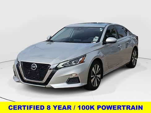 Used 2022 Nissan Altima 2.5 SV w/ SV Premium Package image 7