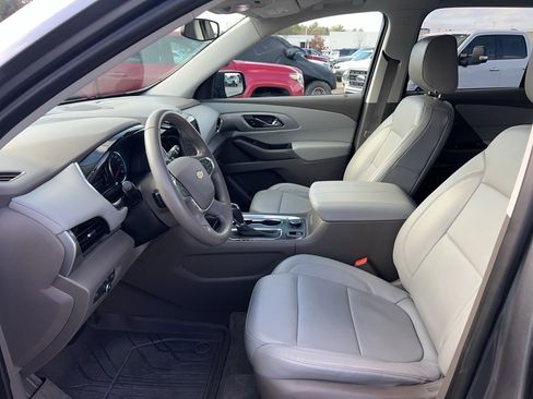 Used 2019 Chevrolet Traverse LT w/ LPO, Blackout Package image 15