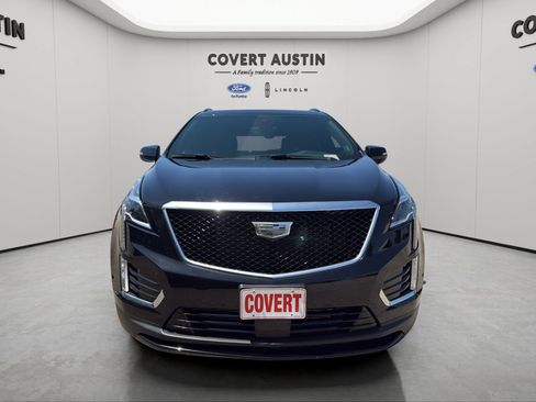 Used 2023 Cadillac XT5 Sportv w/ Technology Package AWD/4WD image 9