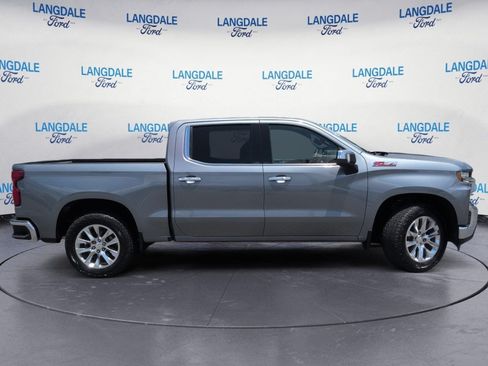 Used 2021 Chevrolet Silverado 1500 LTZ AWD/4WD image 3