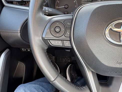 Certified 2024 Toyota Corolla Cross LE image 23