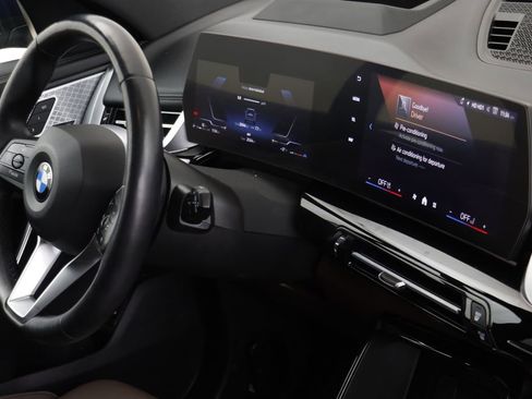 Certified 2025 BMW X1 xDrive28i w/ Premium Package image 19