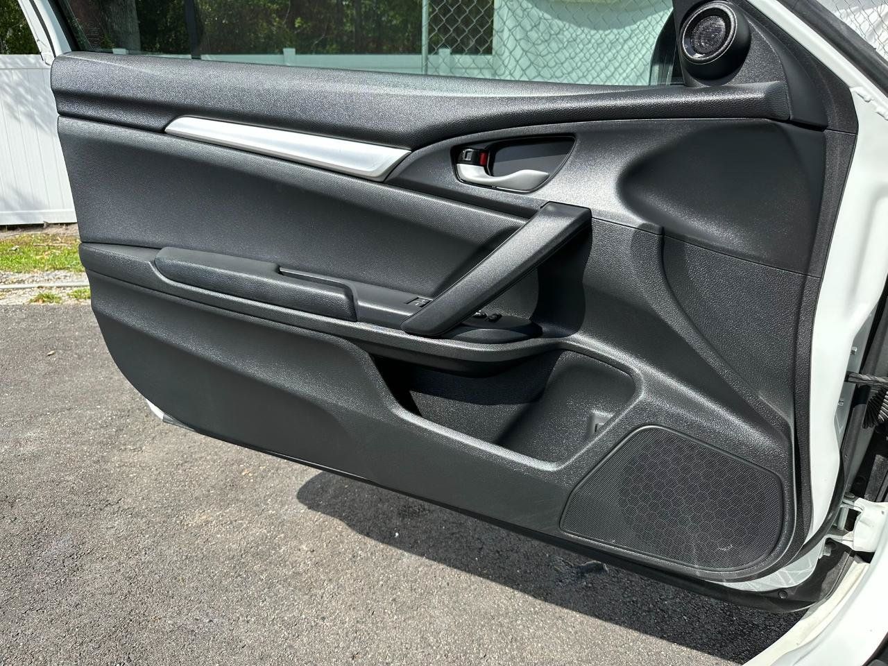 Used 2020 Honda Civic Sport image 21