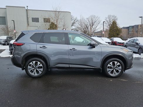 Certified 2023 Nissan Rogue SV image 7