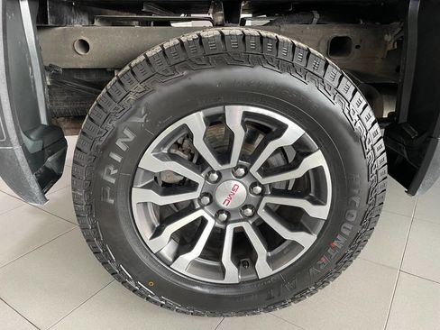 Used 2022 GMC Sierra 1500 AT4 w/ AT4 Premium Package image 13