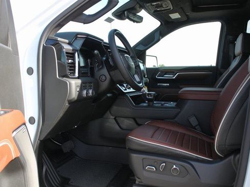 New 2026 GMC Sierra 1500 Denali Ultimate image 13