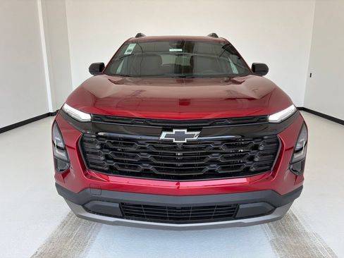 New 2027 Chevrolet Equinox LT w/ Convenience Package II FWD image 16