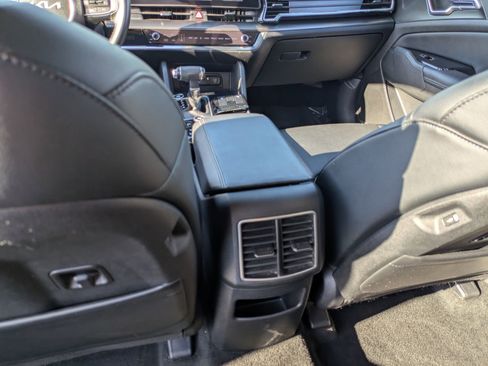 Used 2023 Kia Sportage EX FWD image 31