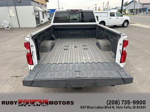Used 2023 Chevrolet Silverado 3500 High Country w/ Z71 Off-Road Package AWD/4WD image 24
