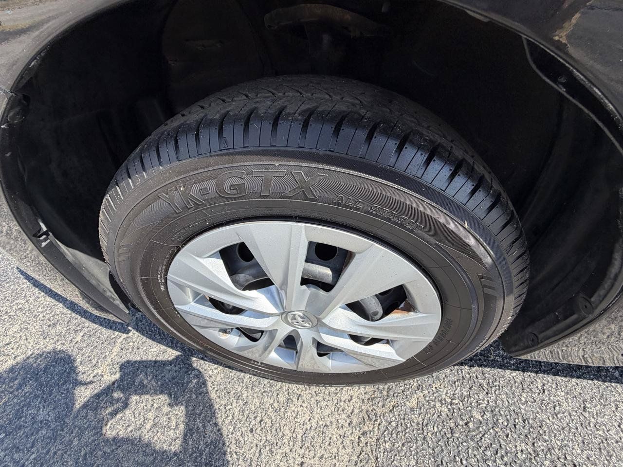 Used 2016 Toyota Corolla L FWD image 9