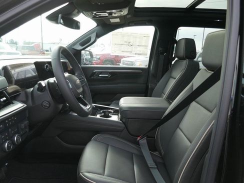 New 2026 Chevrolet Tahoe Premier image 12