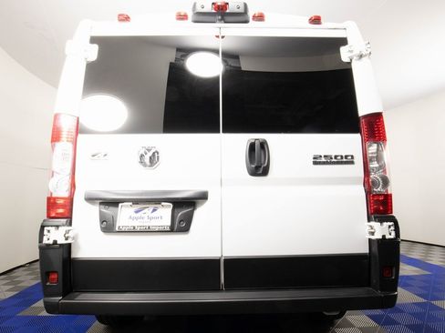 Used 2023 RAM ProMaster 2500 image 6