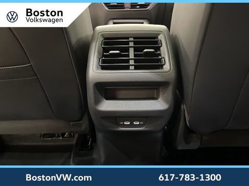 New 2026 Volkswagen Tiguan SE image 26