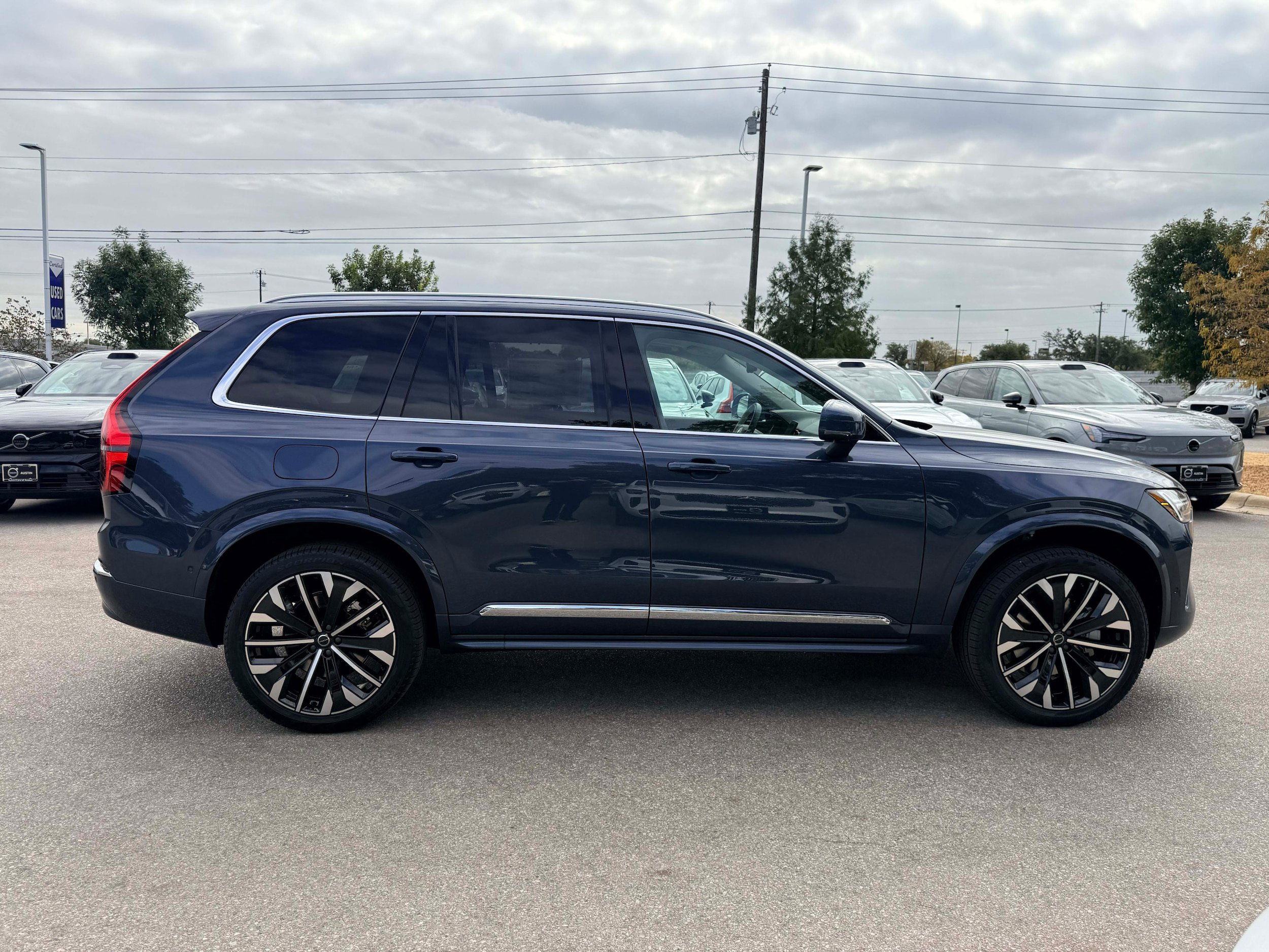 Used 2026 Volvo XC90 B6 Ultra w/ Protection Package AWD/4WD image 7