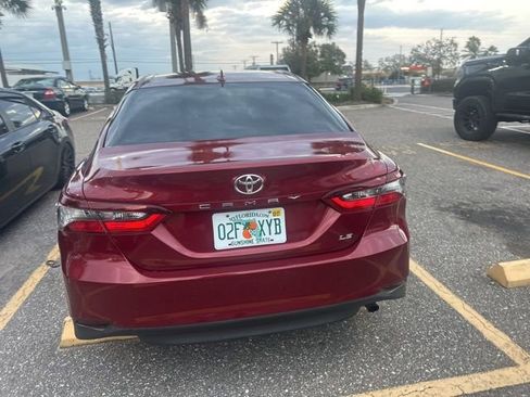 Used 2021 Toyota Camry LE image 14