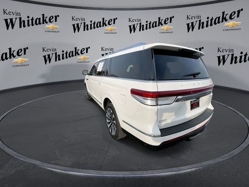 Used 2024 Lincoln Navigator L Reserve image 6