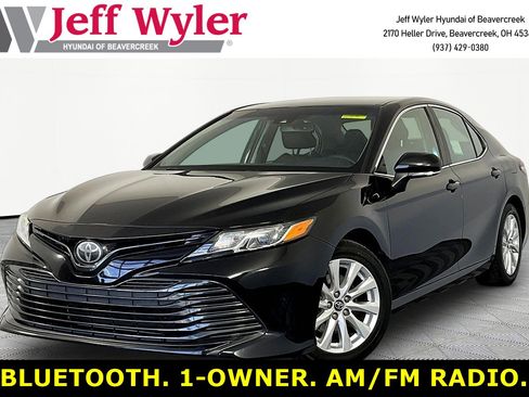 Used 2018 Toyota Camry LE w/ Convenience Package FWD image 1